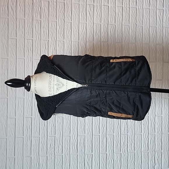 Hooded Reversible Colorblock Vest - Picture 1 of 3